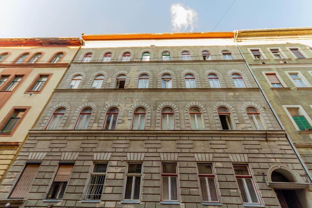 Apartmán Cozy Nest By The Andrassy Avenue Budapešť Exteriér fotografie